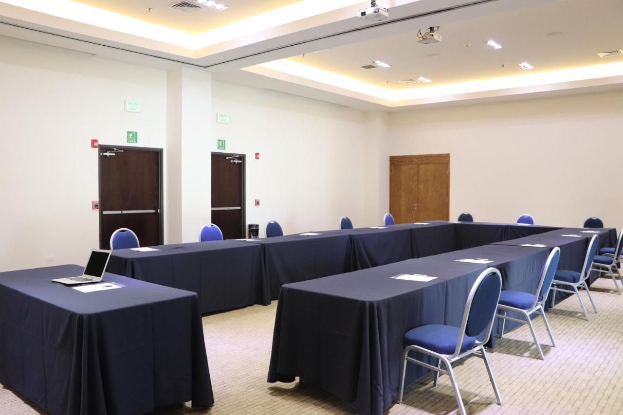 Holiday Inn Express Guaymas By Ihg Exterior foto Meeting room