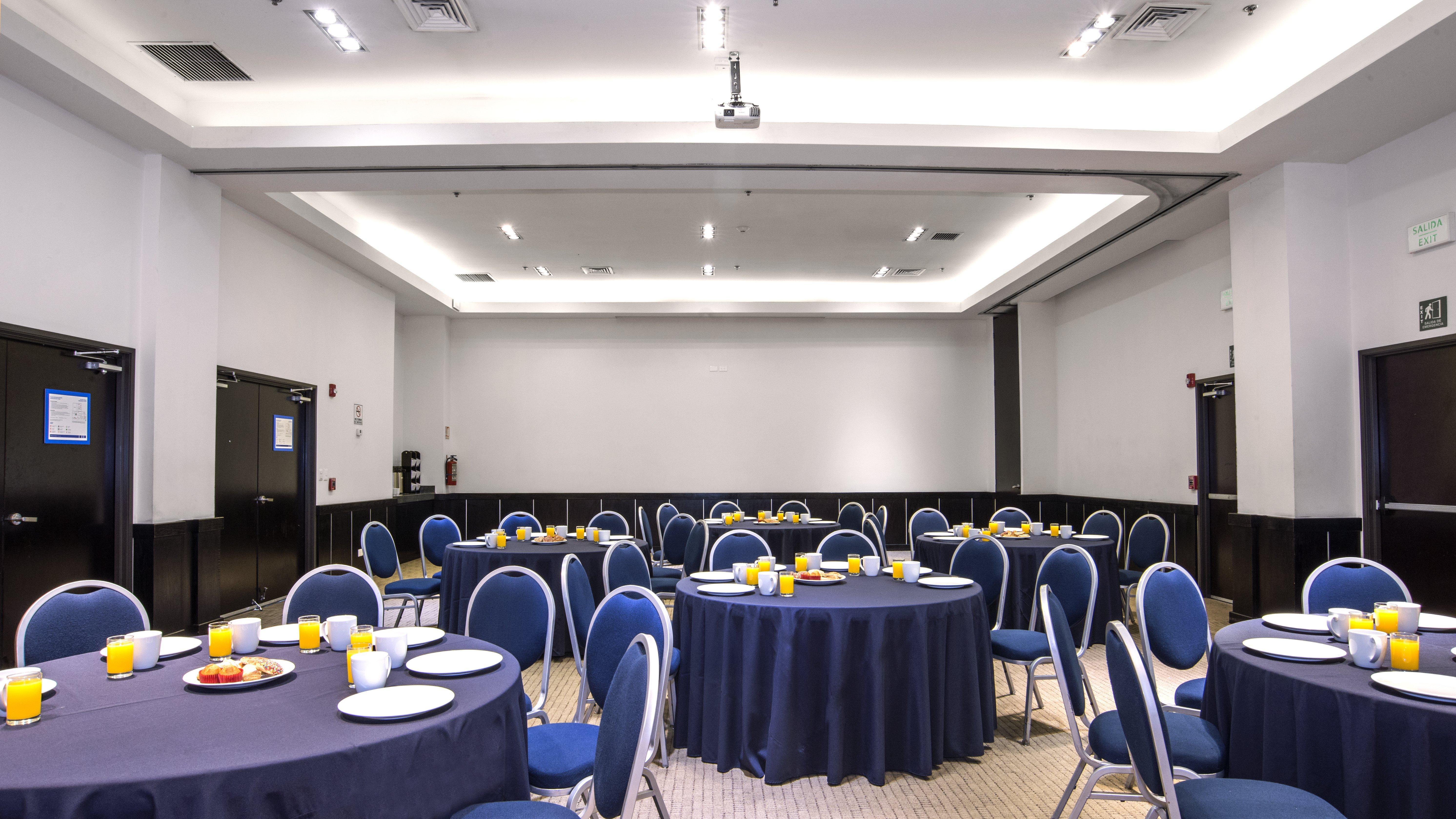 Holiday Inn Express Guaymas By Ihg Exterior foto A typical meeting room