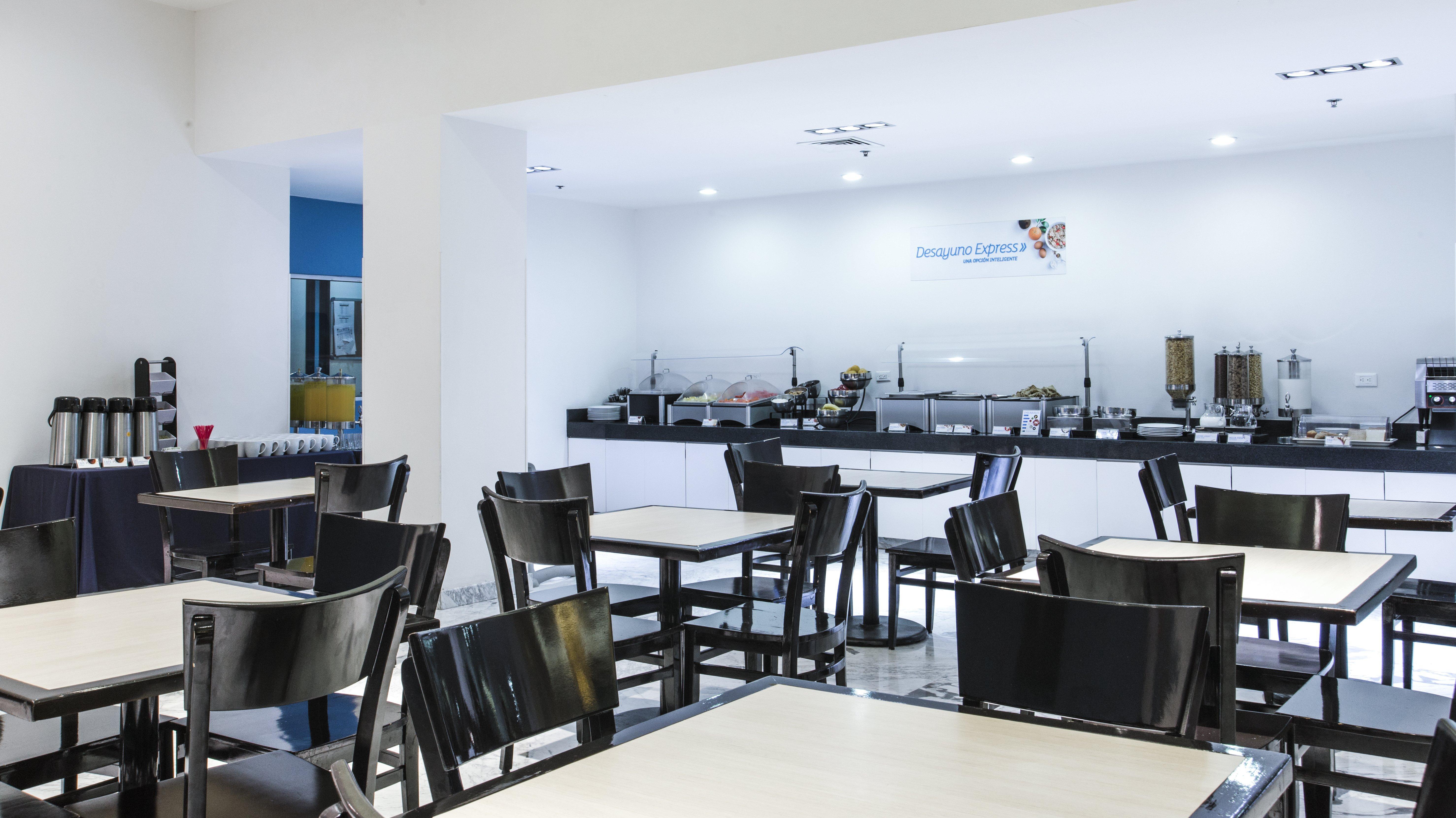 Holiday Inn Express Guaymas By Ihg Exterior foto The lounge at the airport
