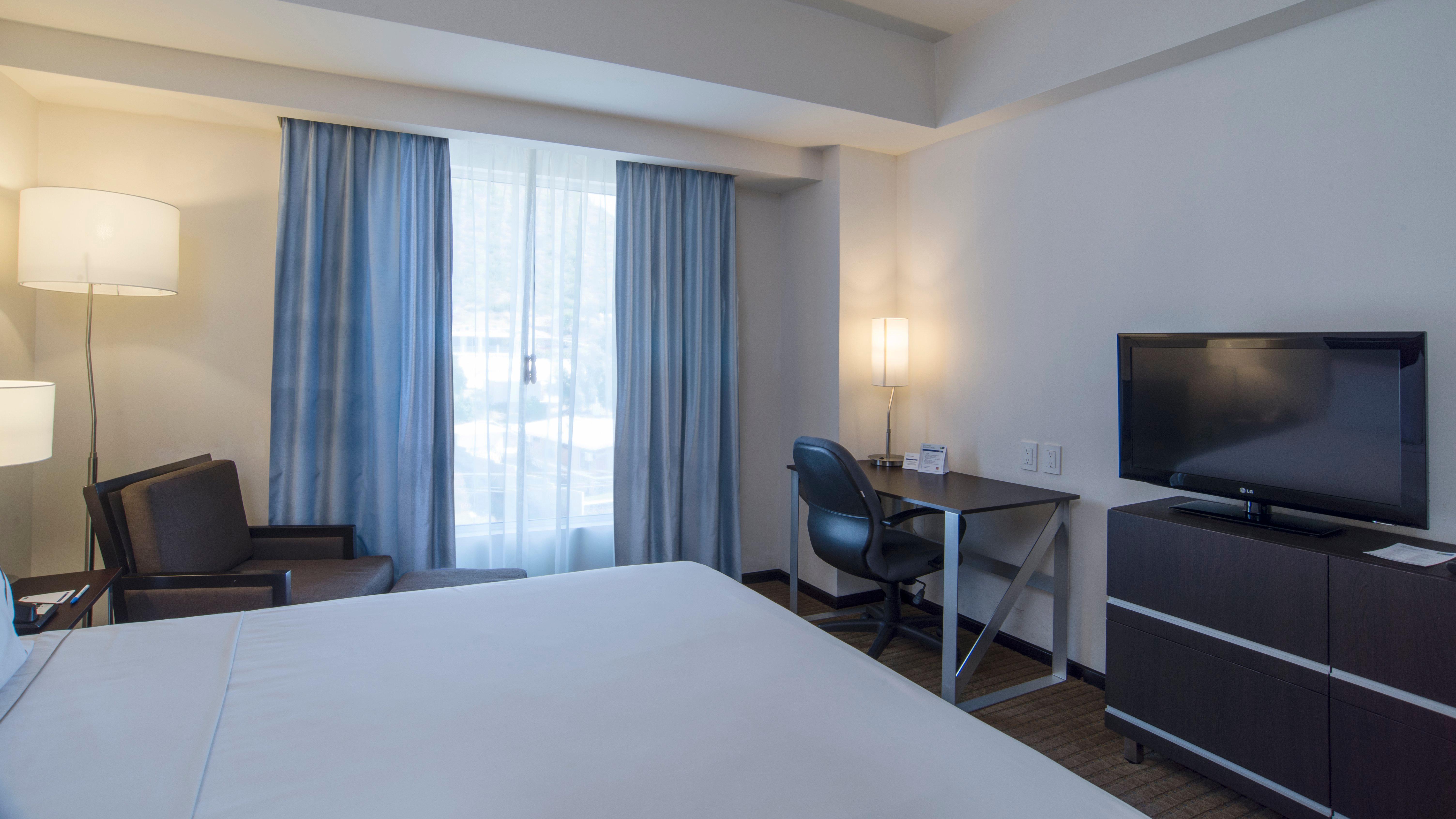 Holiday Inn Express Guaymas By Ihg Exterior foto A typical room at the Residence Inn